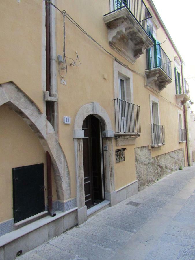 Itinerario Barocco Apartment Ragusa Ibla - Eleganza E Comfort Nel Cuore Del Barocco Siciliano Exterior photo
